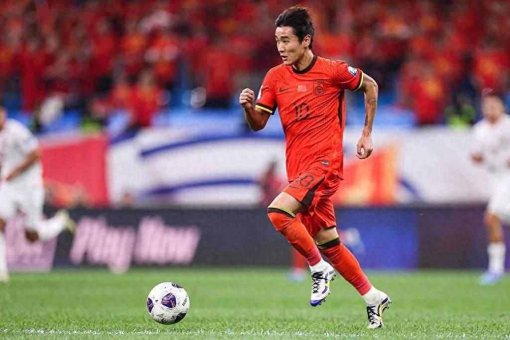 目标3-0！国足拒练兵，拿亚洲第三出气，首发11人浮现，CCTV5直播(cctv5国足训练)