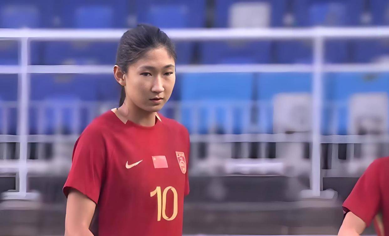 关于东亚杯-补时险失球中国女足雨战0-0日本队无缘冠军的信息